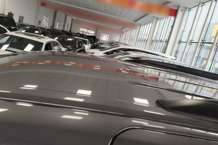 Used Toyota Sienna 2015 3.5L Two-Wheel Drive L Version—U.S. Specification