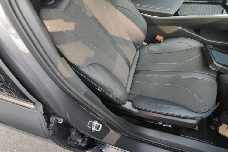 Used Geely Auto Preface 2025 Dongfang Yao 2.0TD Moonlight Edition
