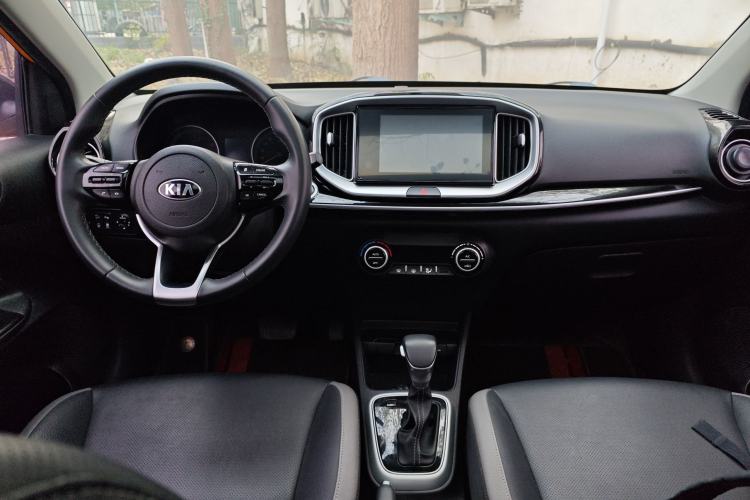 Used Kia kx1 Stonic 2021 1.4L CVT Fun & Sunroof Model
