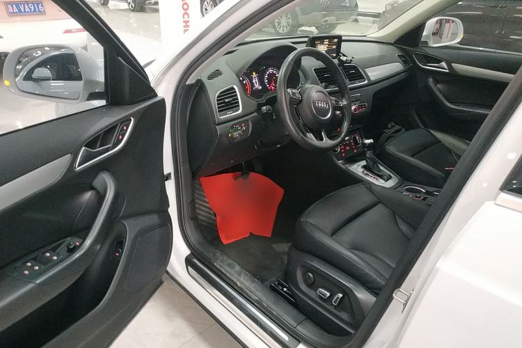 Used Audi Q3 2018 30th Anniversary Edition 35 TFSI Fashion Model