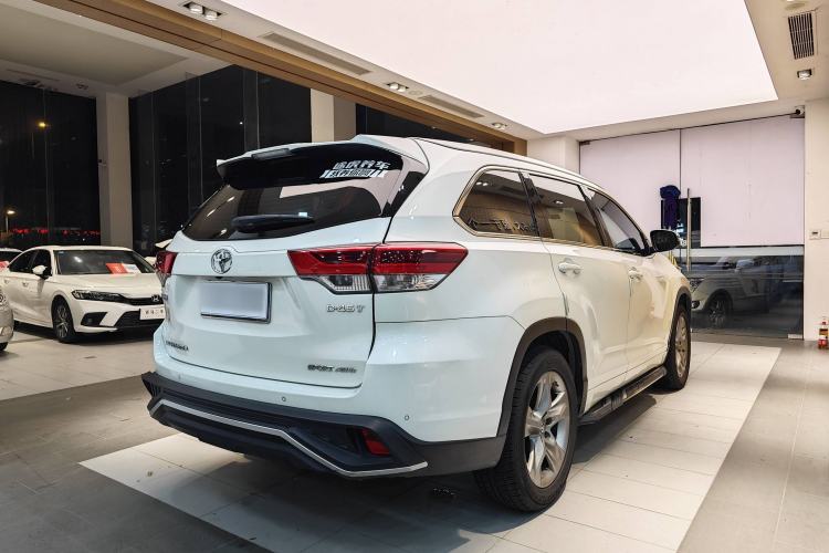 Used Toyota Highlander 2018 2.0T Four-Wheel Drive Luxury Version 7 Seats China VI Standard
