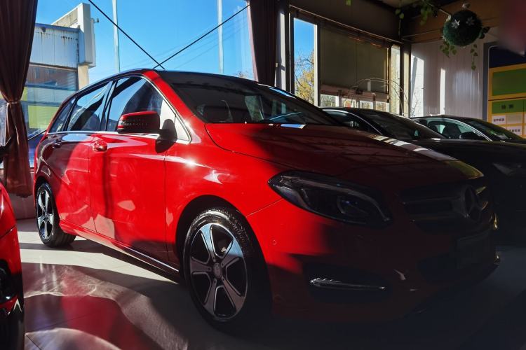 Used Mercedes-Benz B-Class 2016 B 200 Exclusive Edition