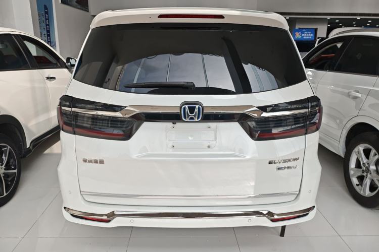 Used Honda Elysion 2022 2.0L eHEV Luxury Edition

