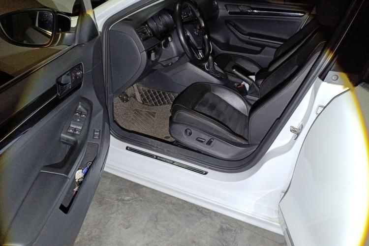 Used Volkswagen Sagitar 2018 280TSI DSG Luxury Model