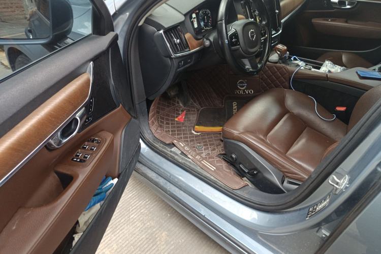 Used Volvo S90 2019 T5 Zhiyuan Edition
