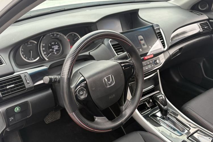 Used Honda Accord 2016 2.0L Comfort Edition
