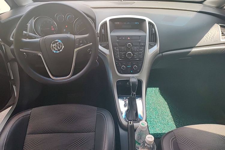 Used Buick GT 2013 XT 1.6L Automatic Fashion Edition
