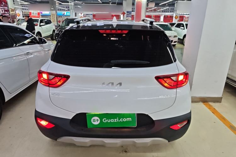 Used Kia kx1 Stonic 2021 1.4L CVT Sunroof Model
