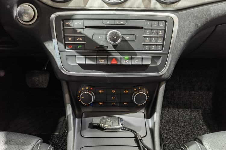 Used Mercedes-Benz GLA 2016 GLA 200 Fashion Model