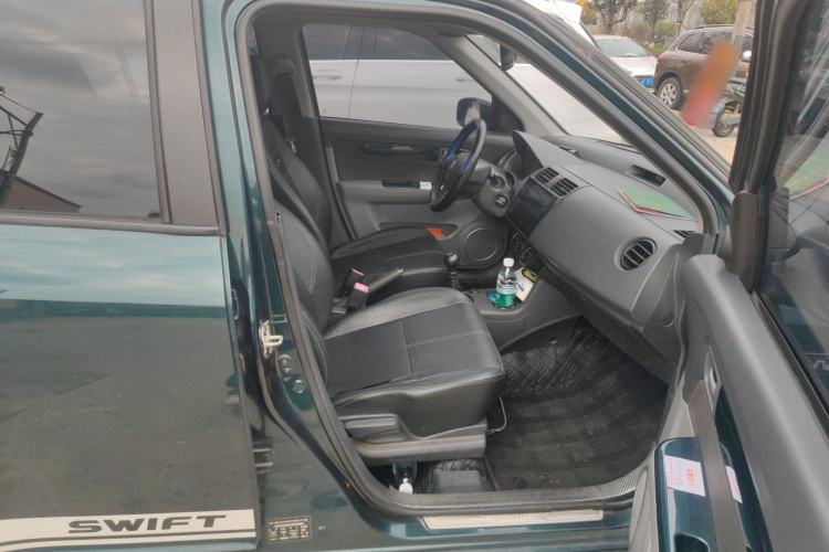 Used Suzuki Swift 2016 1.5L Manual Fashion Edition Cool Play Version