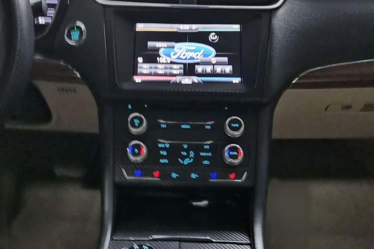 Used Ford Taurus 2015 EcoBoost 245 Fashion Edition
