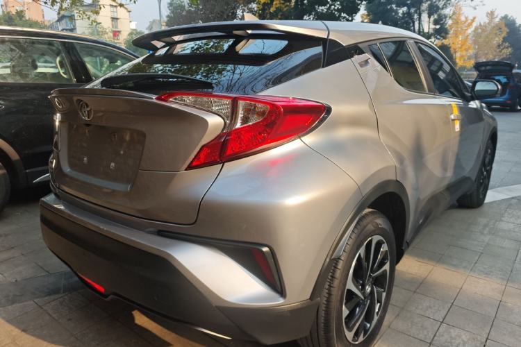 Used Toyota IZOA 2020 2.0L Enjoy Edition
