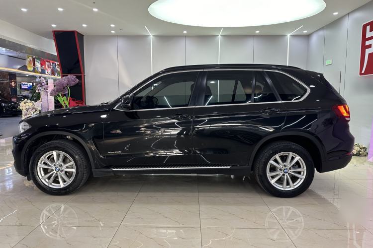 Used BMW X5 2015 xDrive28i
