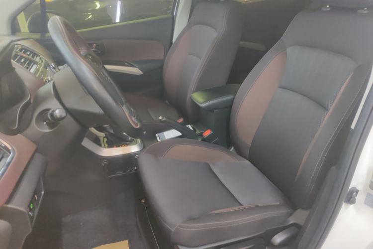 Used Suzuki Vitara S-Cross 2017 1.6L CVT Two-Wheel Drive Urban Fashion Model