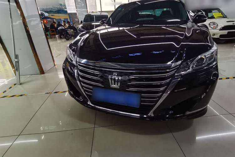 Used Toyota Crown 2015 2.5L Smart Edition
