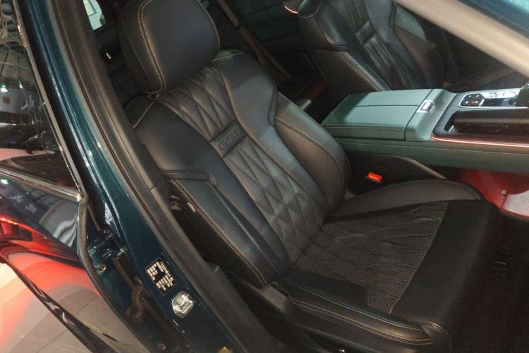 Used GAC Trumpchi GS8 2022 Flagship Series 2.0 TGDI Two-Wheel-Drive Prestige Edition (7 Seats)
