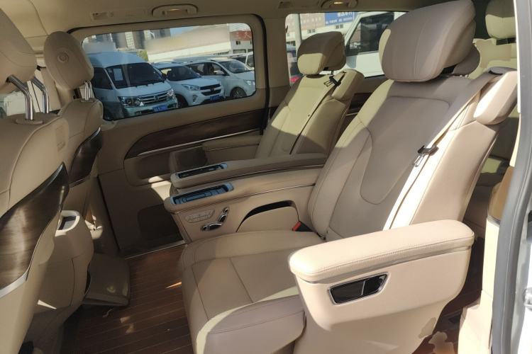 Used Mercedes-Benz V-Class 2020 V 260 L Long-wheelbase Luxury Edition
