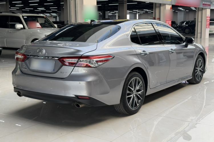 Used Toyota Camry 2021 2.5G Luxury Edition