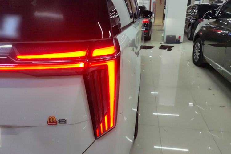 Used GAC Trumpchi M8 2024 Master Series 400T Prestige Edition
