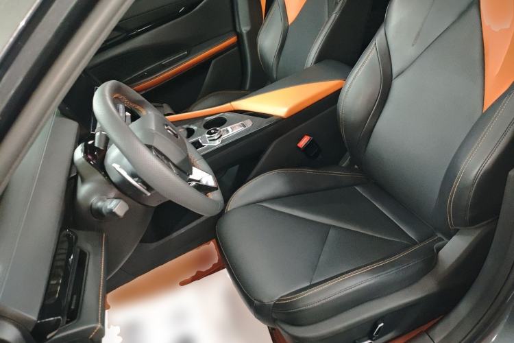 Used Changan UNI-V 2022 1.5T Prestige Version
