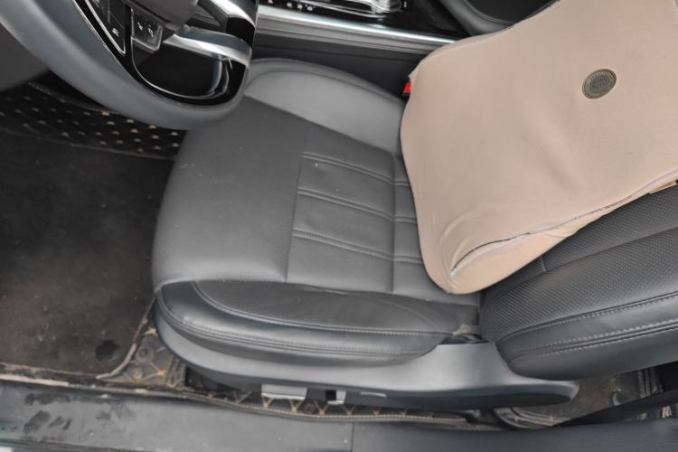 Used Changan CS95 2021 2.0T Two-Wheel Drive Luxury Version
