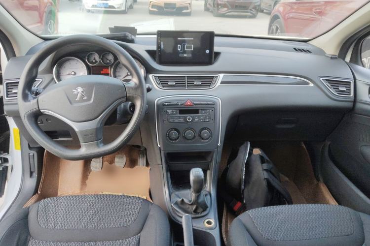 Used Peugeot 308 2014 Enjoy Edition Classic 1.6L Manual YouShang Model
