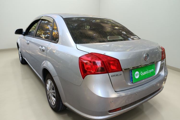 Used Buick Excelle 2015 1.5L Automatic Classic Model
