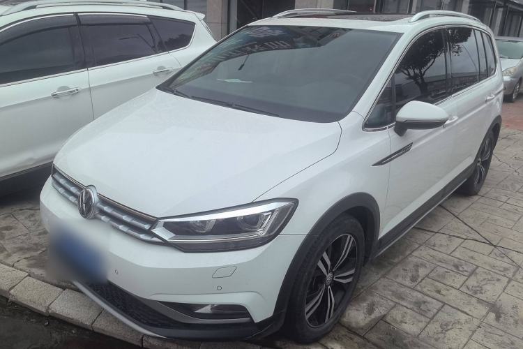Used Volkswagen Touran 2018 Volkswagen Touran L 280TSI DSG Boundary Edition 7 Seats China V Emission Standard
