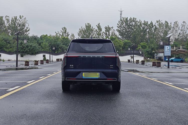 Used  Lanyue C-DM 2025 180 Ultra-Long Range Ultra All-Wheel Drive 6-Seater
