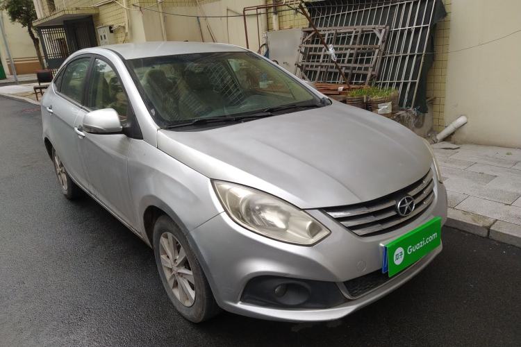 Used  J6 A30 2013 1.5L Manual Luxury Model China IV Standard
