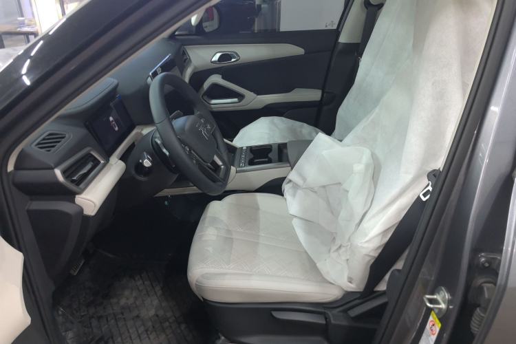 Used BYD Yuan UP 2025 Intelligent Driving Version 401 KM Dynamic Edition
