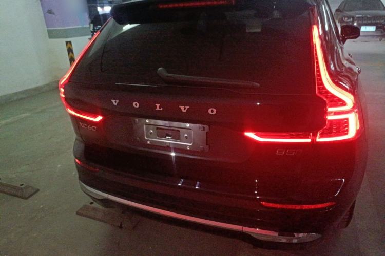 Used Volvo XC60 2023 B5 4x4 Smart Luxury Edition