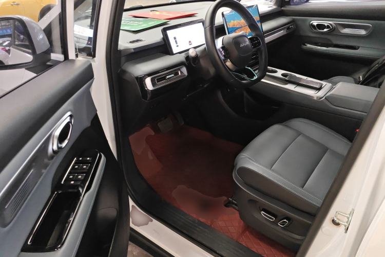 Used AION Y 2022 Plus 70 Smart Edition