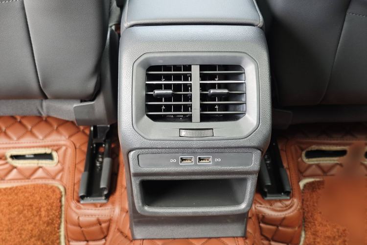 Used Volkswagen Tharu 2019 280TSI Two-Wheel Drive Luxury Edition China V Standard
