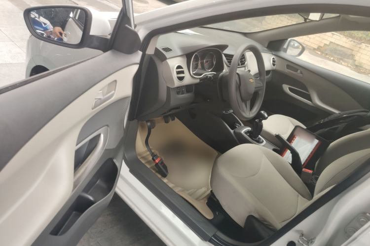 Used Chevrolet Sail 2015 Sail 3 1.3L Manual Ideal Edition