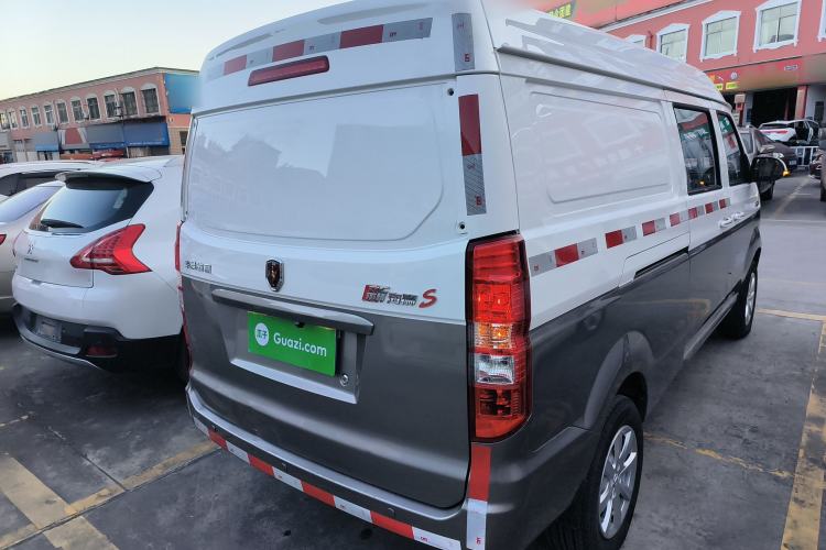 Used Jinbei New Hiace S 2023 1.5L Wealth Edition Van 2/5-Seater Non-Air-Conditioned Version SWC15M