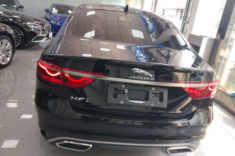 Used Jaguar XFL 2022 XFL 2.0T P250 Two-Wheel-Drive Prestige Luxury Edition
