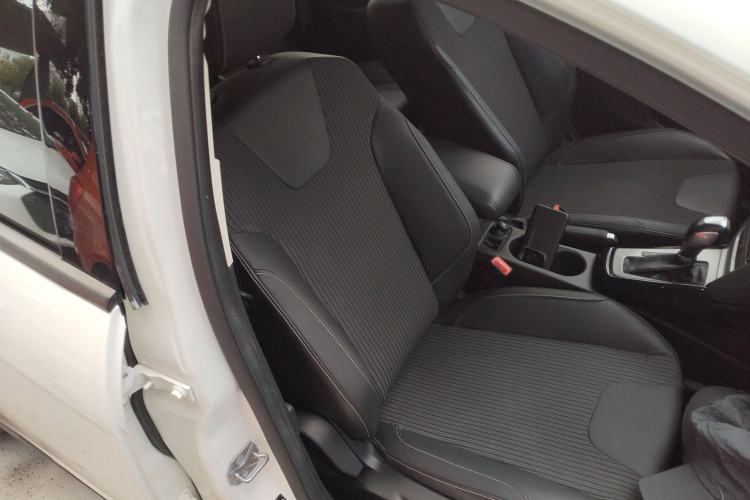 Used Ford Focus 2012 Hatchback 1.6L Automatic Fashion Edition
