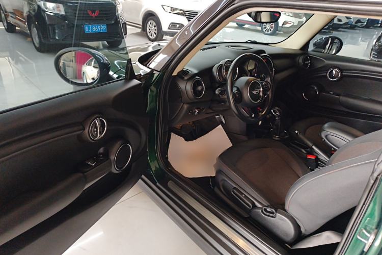 Used  MINI 2016 1.2T ONE Pioneer Edition
