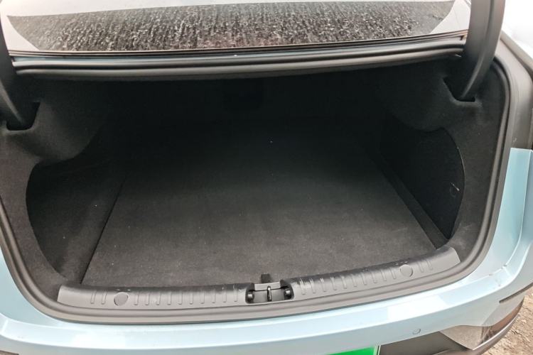 Used BYD Han 2023 EV Champion Edition 610KM All-Wheel-Drive Flagship Model
