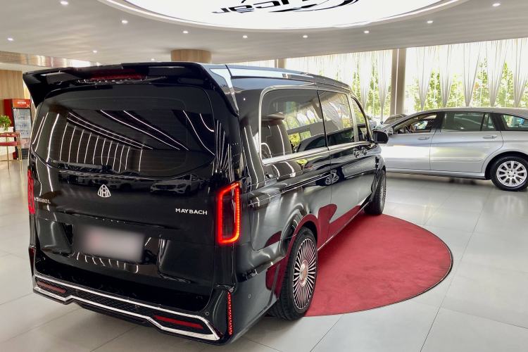 Used Mercedes-Benz Vito 2023 2.0T Elite Version 7 Seats
