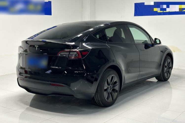 Used Tesla Model Y 2023 Rear-Wheel-Drive Version