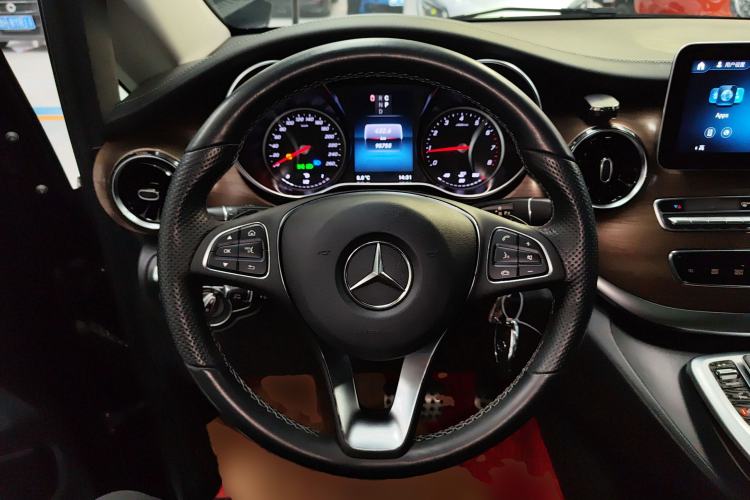 Used Mercedes-Benz V-Class 2020 V 260 L Long-wheelbase Luxury Edition