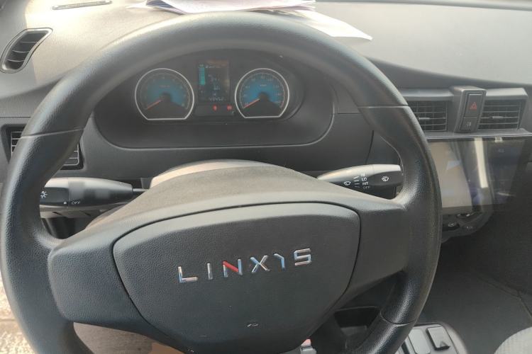 Used Wuling Electric Truck 2022 Affordable Model Anchi with 35.904 kWh
