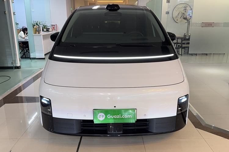 Used Li Auto MEGA 2024 Ultra Model
