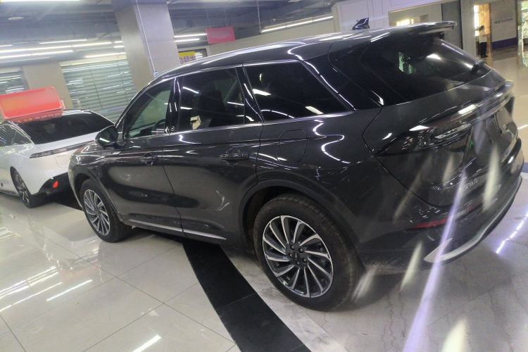 Used Lincoln Corsair 2023 2.0T Two-Wheel-Drive Luxury Edition
