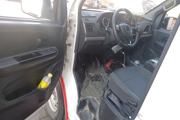 Used  Blue Cat 2023 M2 Eves Power 41.86kWh Comfort Edition
