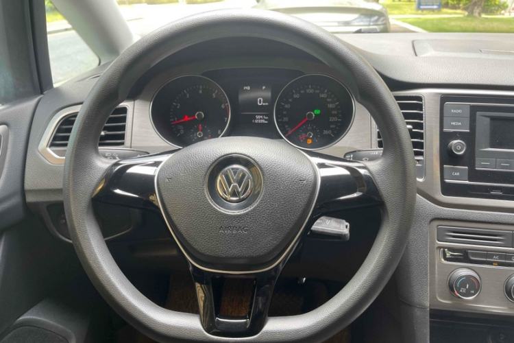 Used Volkswagen Golf Sportsvan 2016 1.6L Automatic Comfort Model
