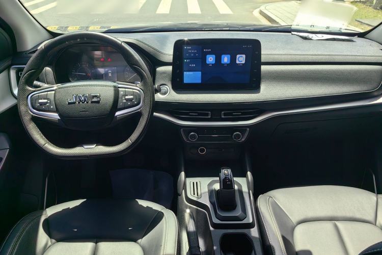 Used JMC Yuhu 7 2022 2.0T Automatic Diesel Two-Wheel Drive Comfort Version Standard Wheelbase
