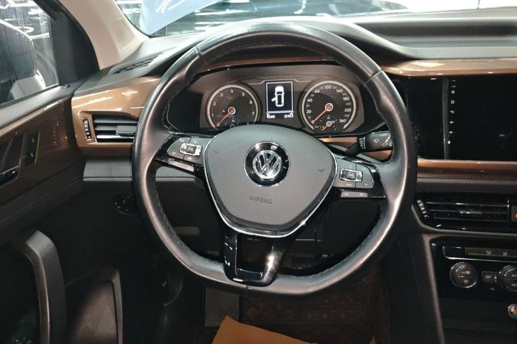 Used Volkswagen Tharu 2020 280TSI Two-Wheel Drive Comfort Edition China VI Standard